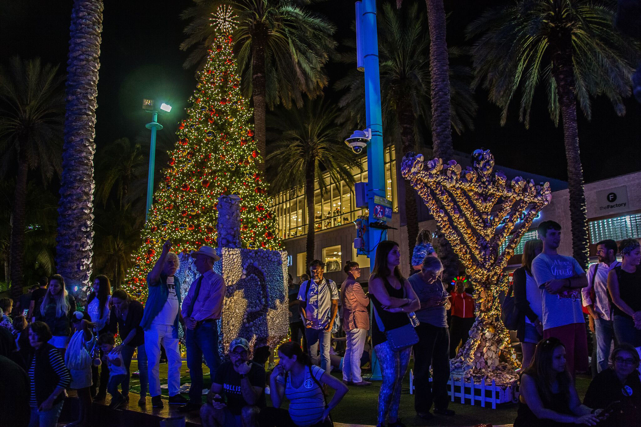 Lincoln Center Christmas Nov 26 2022 The Holidays On Lincoln Road | Things To Do In Miami