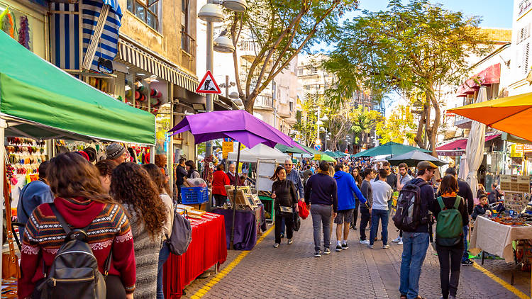 Nahalat Binyamin Arts and Crafts Fair