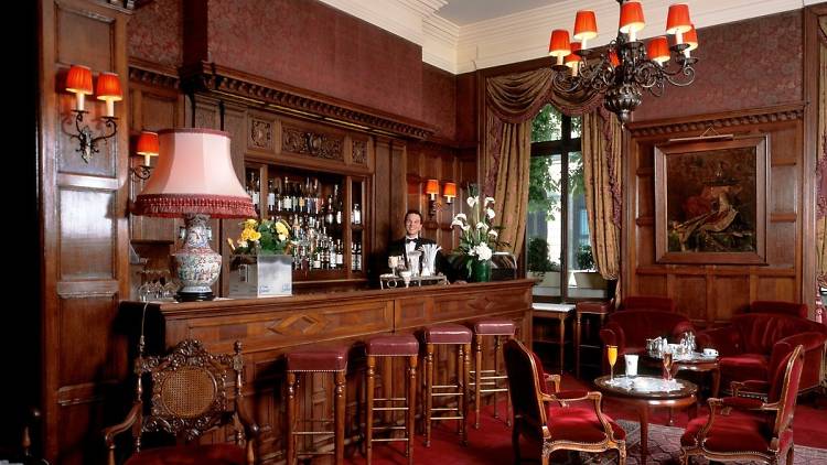 Le Bar Anglais du Raphael