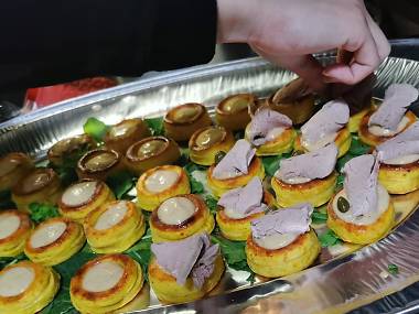 Follow a Mediterranean diet Follow a Mediterranean diet