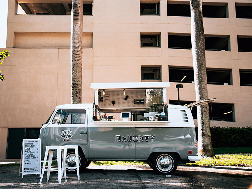 16 Best Food Trucks in Miami to Track Down Now