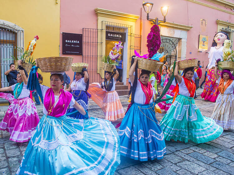 Dia de Los Muertos Parade