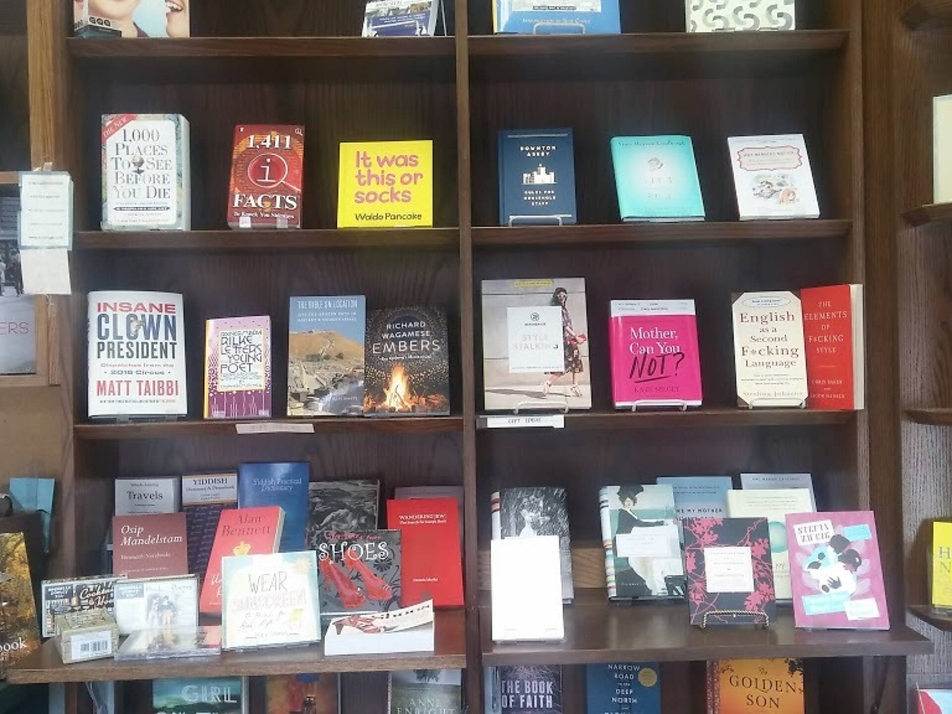 25 Bookstores in Montreal to Help You Foster a Love