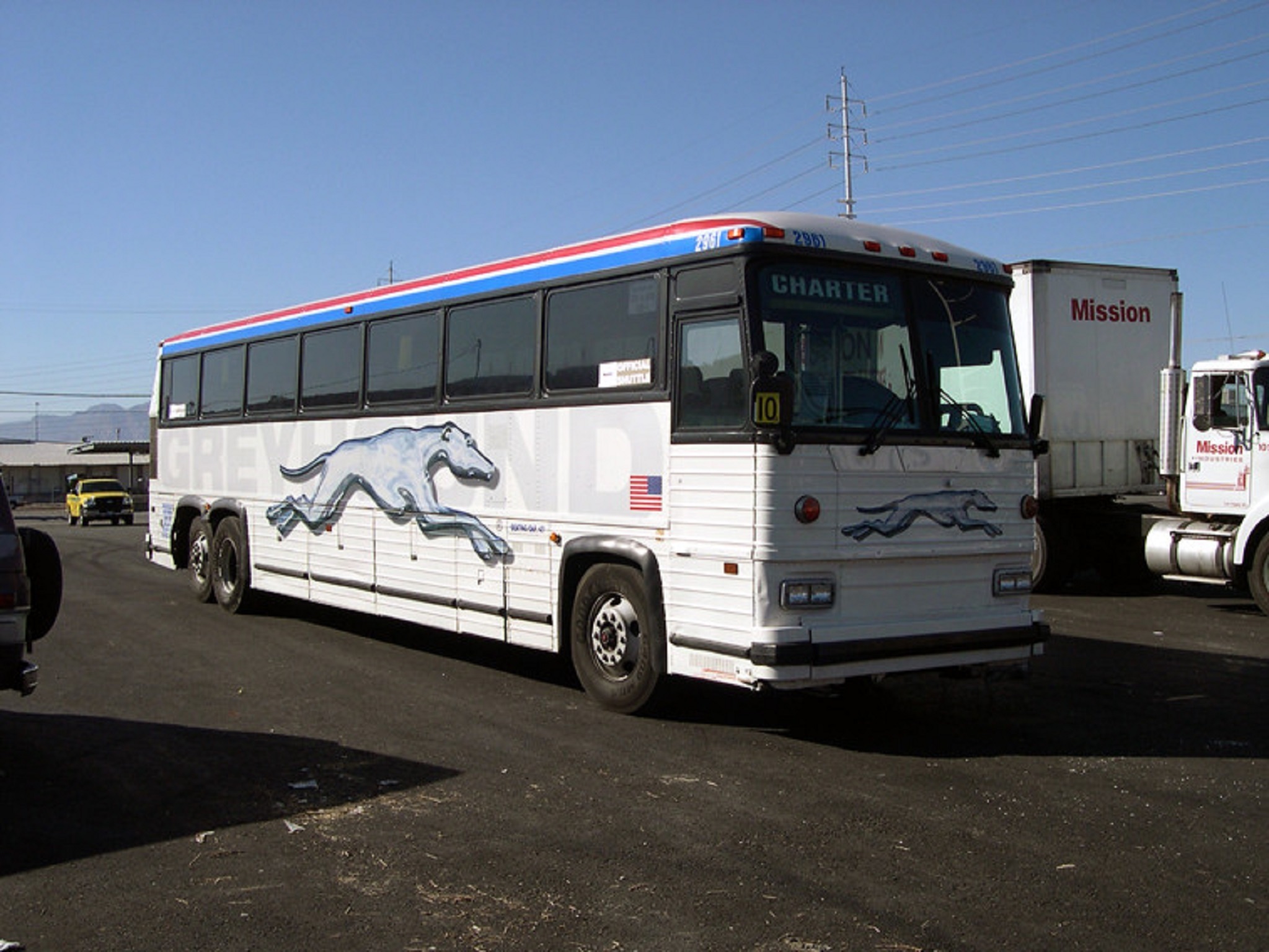 greyhound bus tracker