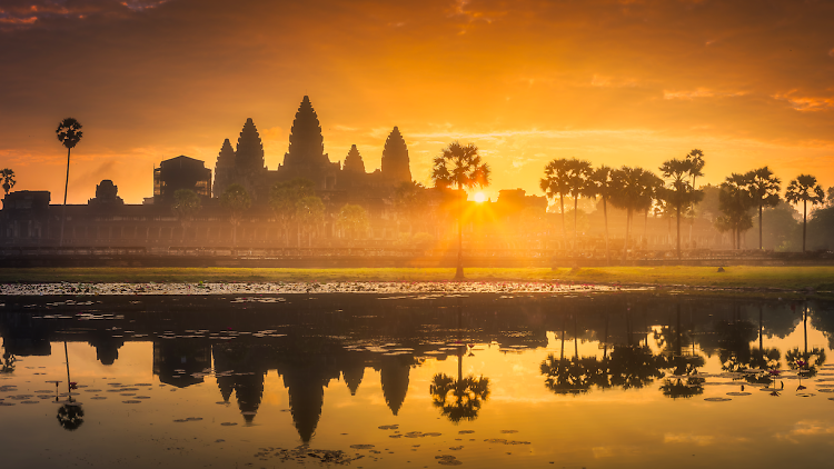 Sunrise at Angkor Wat 