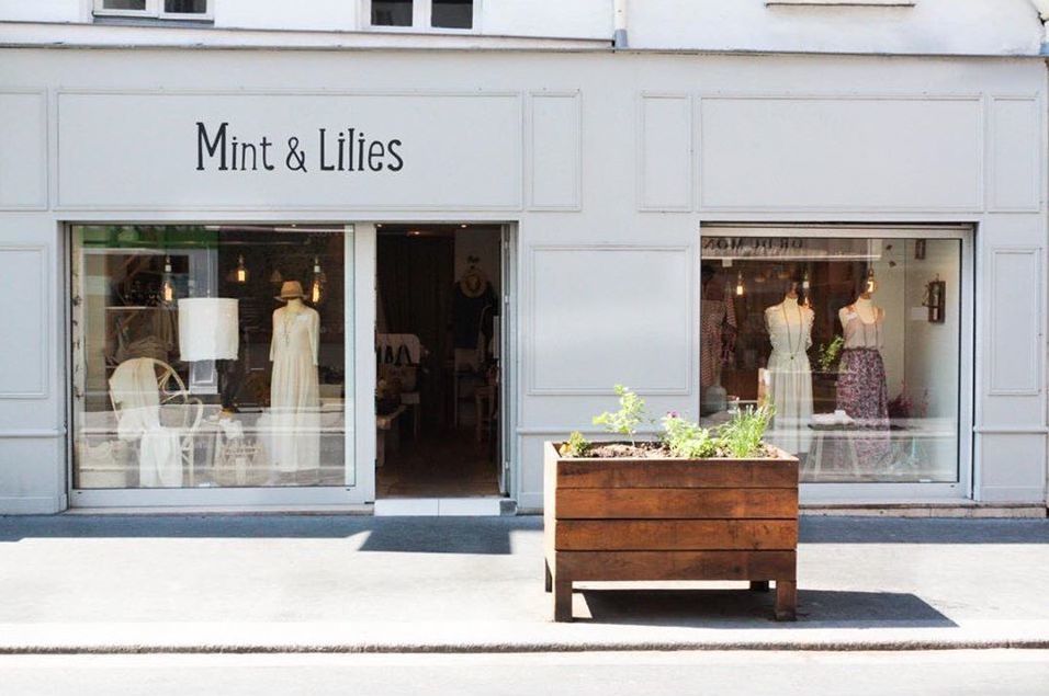 Mint & Lilies