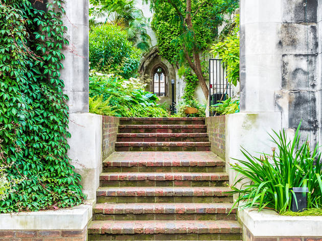 St Dunstan in the East St Dunstan in the East