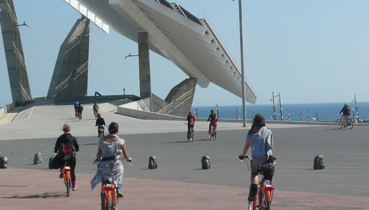 Gaudí bike tour