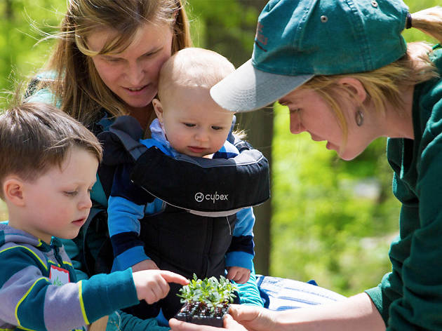 Nature Explorers Program at the New York Botanical Garden New York Botanical Garden