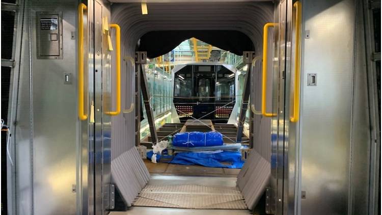 mta subway cars