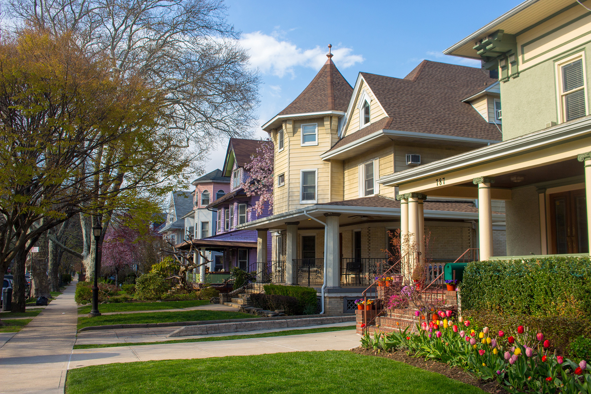 Автором здания. Brooklyn Ditmas Park 25 Stephens Court.