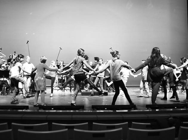 Leipzig & Barış İçin Müzik Orkestrası ve Korosu Leipzig & Barış İçin Müzik Orkestrası ve Korosu