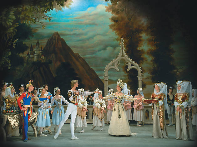 St Petersburg Ballet Theatre Swan Lake Dance In New York