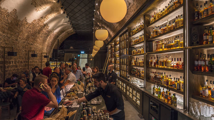 Warm Up Your Belly: Whiskey Bar & Museum