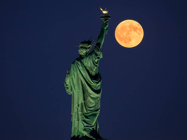SUPER MOON SUPER MOON