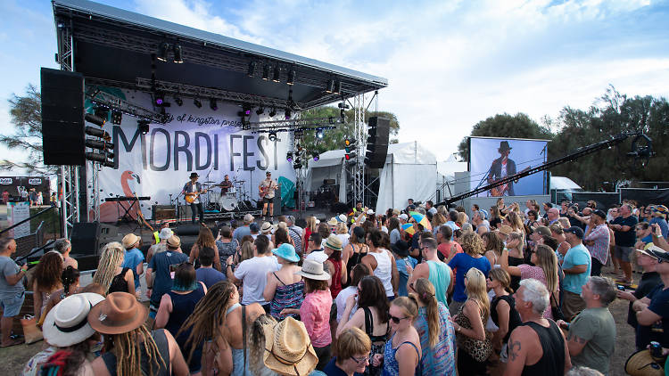 Crowd at Mordi Fest