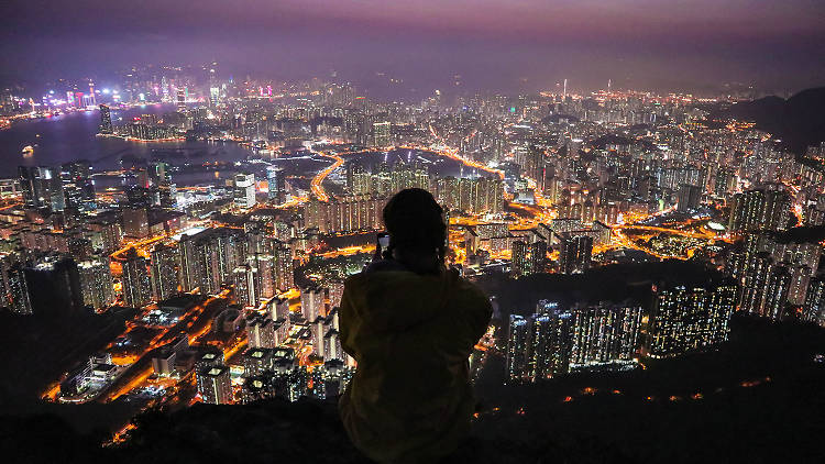 A Night Hike at Kowloon Peak