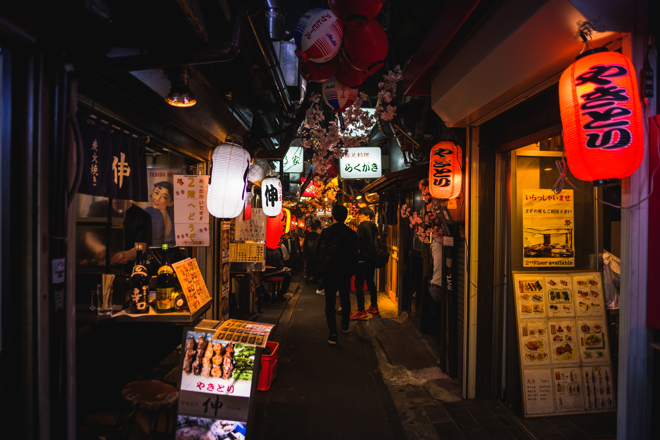 6 best restaurants and cafés at Omoide Yokocho in Shinjuku