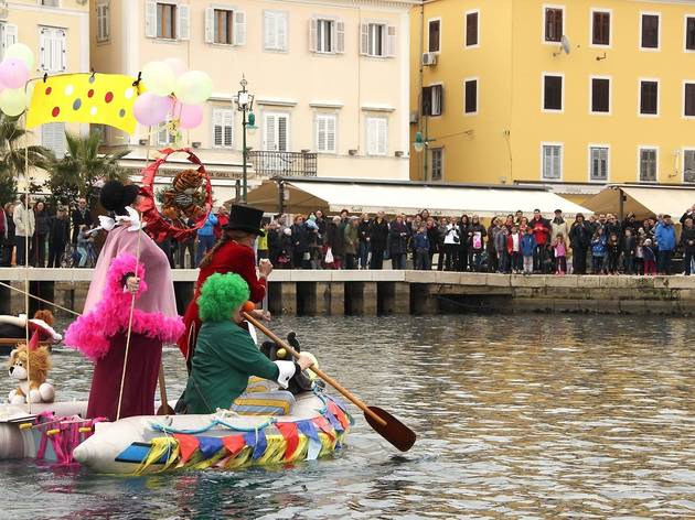 MareMonada: Carnival Boat Race MareMonada: Carnival Boat Race