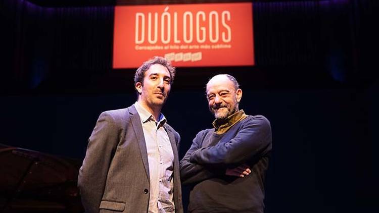 Duólogos con rima asonante Duólogos con rima asonante