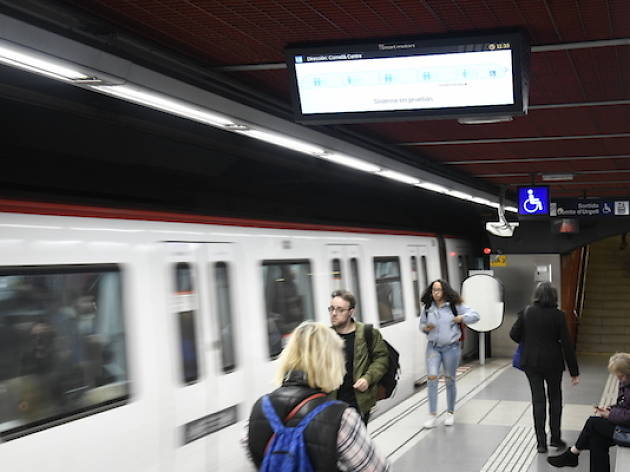 Pantalla de prova a estació de metro Pantalla de prova a estació de metro