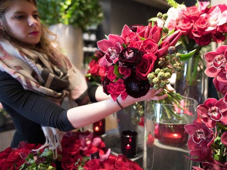 Rose Petals Chicago Florist - City Scents Floral & Home