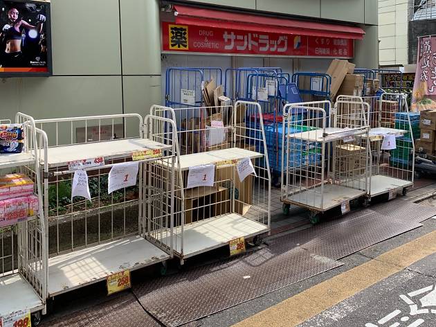 People in Japan are panic-buying toilet paper due to Covid-19 coronavirus People in Japan are panic-buying toilet paper due to Covid-19 coronavirus