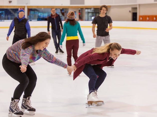 The Best Outdoor Ice Skating in Los Angeles - Discover Los Angeles