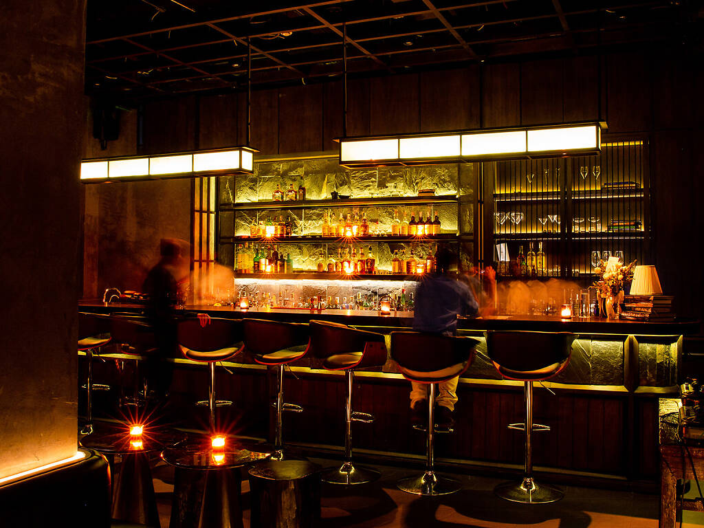 9 coolest vinyl bars in Bangkok