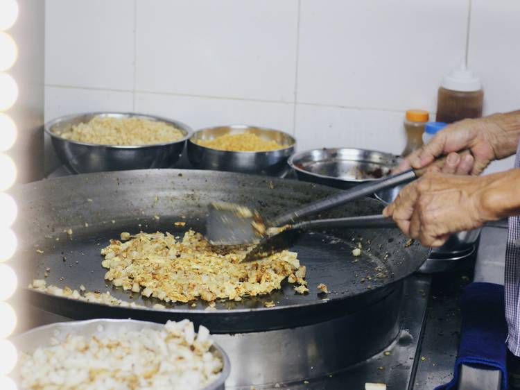 85 Bedok North Fried Oyster