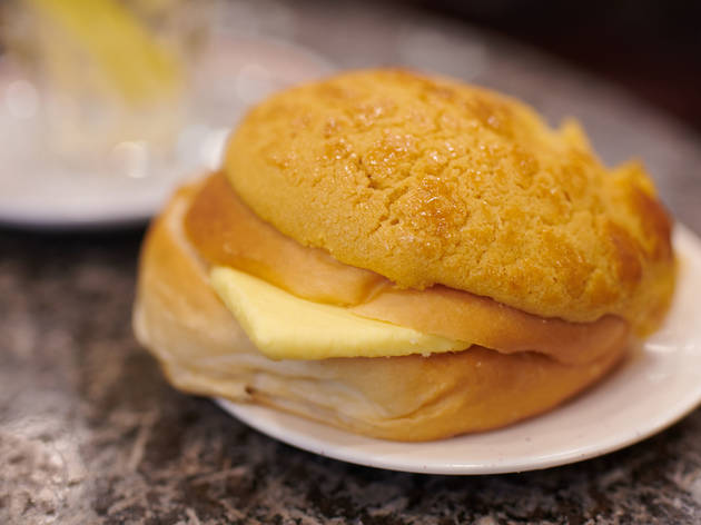 Pineapple bun Pineapple bun