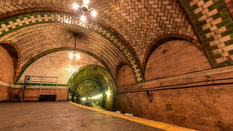 Old City Hall Station