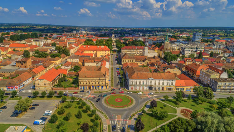 Vladimir Nazor Street, Bjelovar city's garden-surrounded main avenue