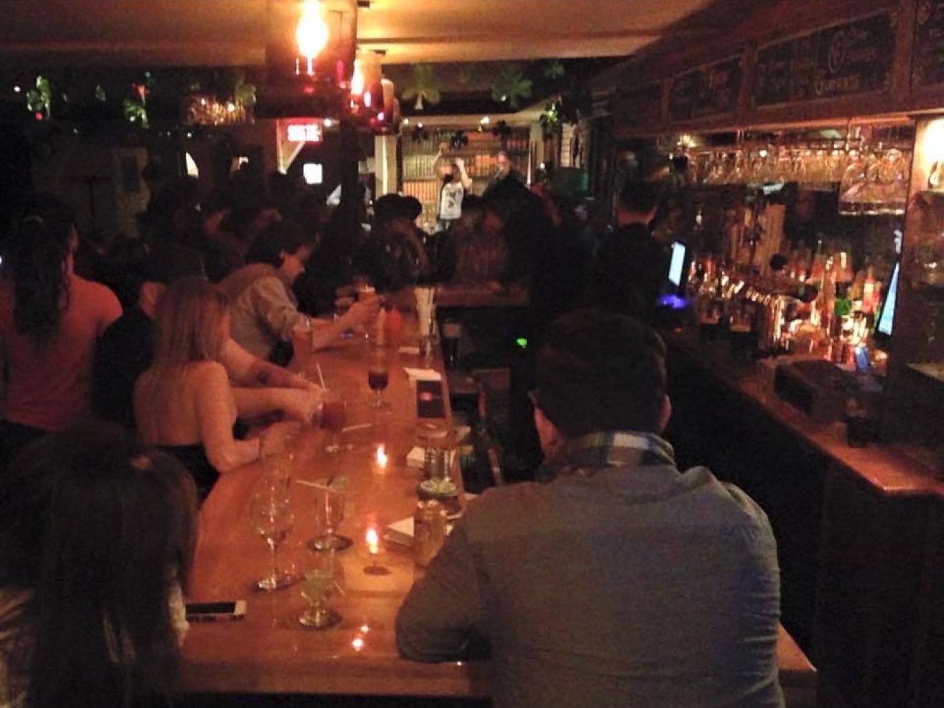 31 Best Pubs in Montreal to Wet Your Whistle with Perfect Pints