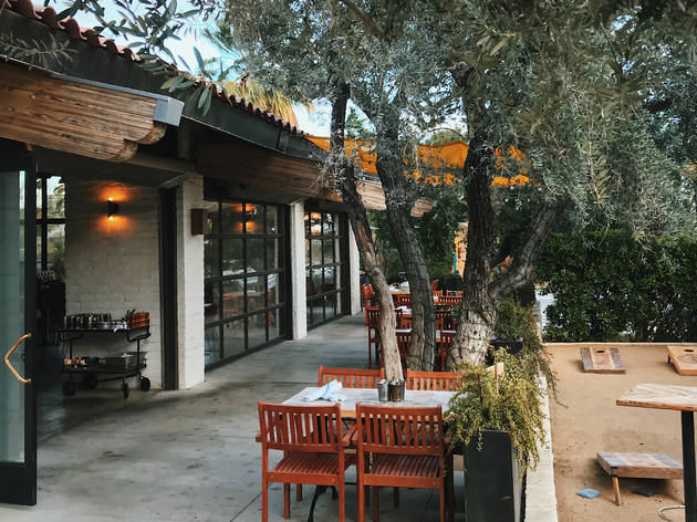 Draughtsman Draughtsman Palm Springs craft beer bar patio
