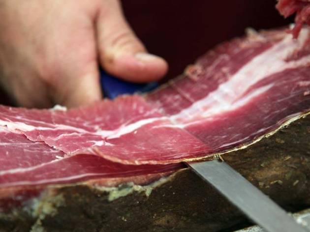 Istrian prosciutto (Istarski pršut) Istrian prosciutto (Istarski pršut)