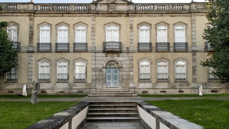 Casa da Cultura de Paredes, Palacete da Granja, Edifício Histórico