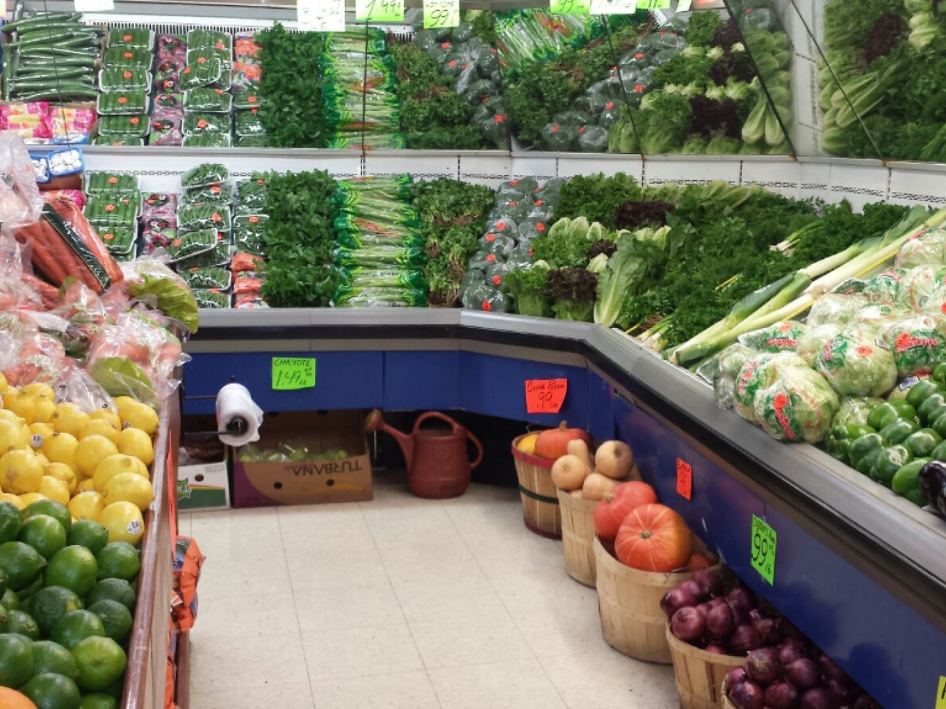 25 Grocery Stores in Montreal Where You Can Travel the World