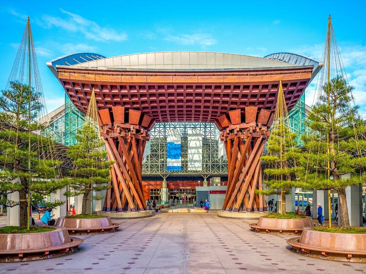 Kanazawa Station, Kanazawa