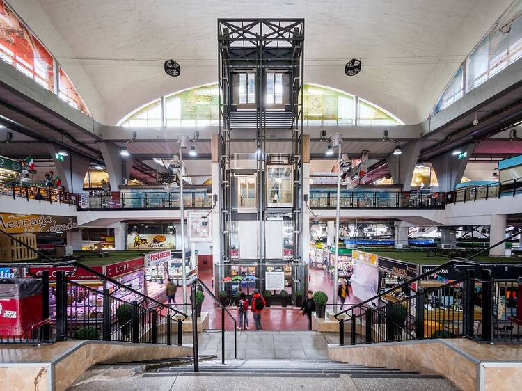 Madrizebada Street Market: Un Mercado Único En El Mercado De La Cebada