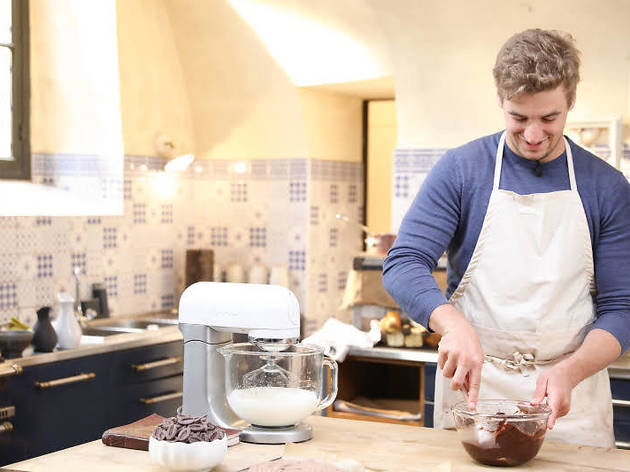 Un ex-candidat du “Meilleur Pâtissier” (M6) propose des cours gratuits de pâtisserie en ligne ! LE MEILLEUR PATISSIER - SAISON 6
