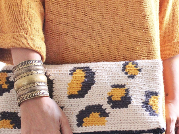 Knittingtheskyline clutch de punto crochet Knittingtheskyline clutch de punto crochet