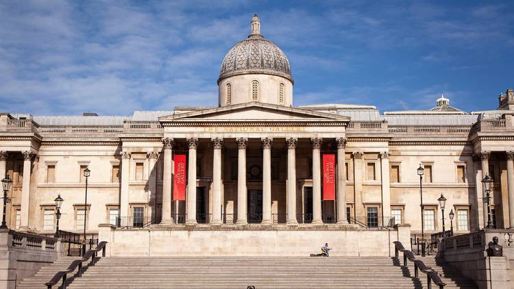 empty National Gallery during London lockdwon