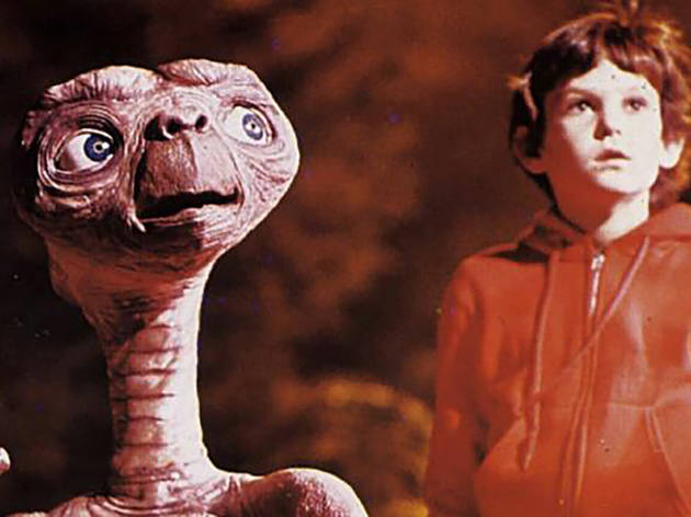 ET ET