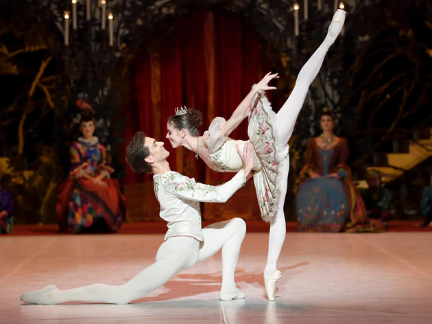 photo (c) Stuttgarter Ballett with Friedemann Vogel and Elisa Badenes