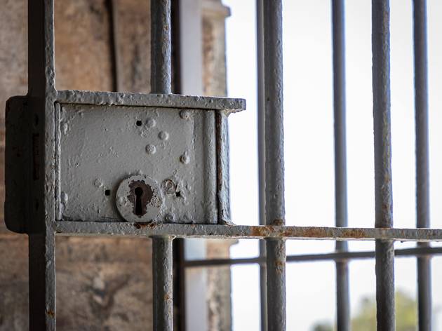 prison escape, escape room