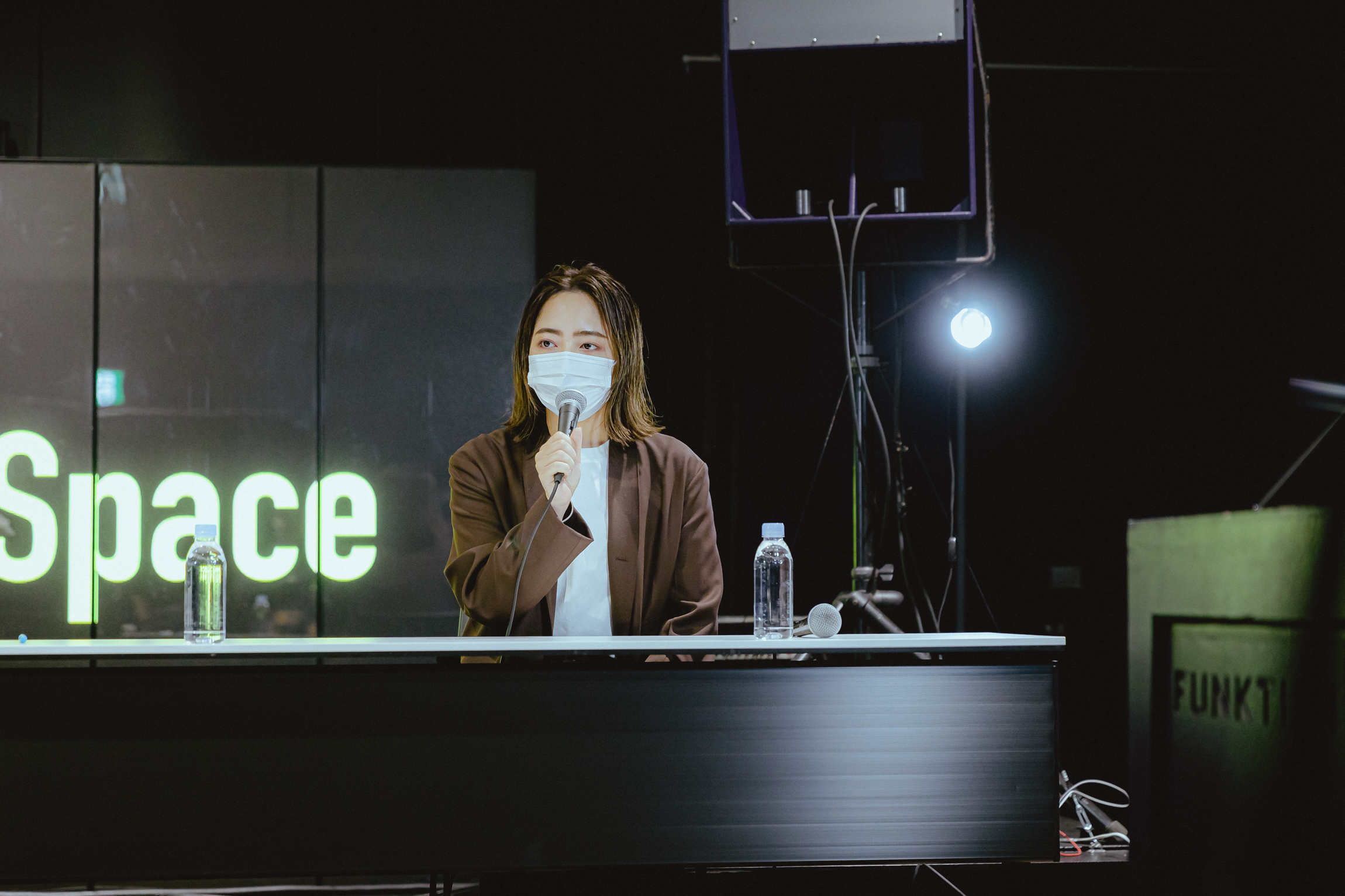 Licaxxx 写真:Leo Youlagi