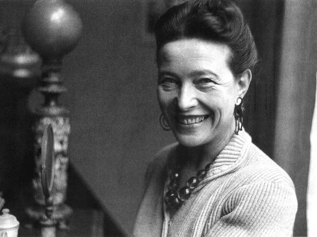 Simone de Beauvoir Simone de Beauvoir é uma das autoras representadas na biblioteca