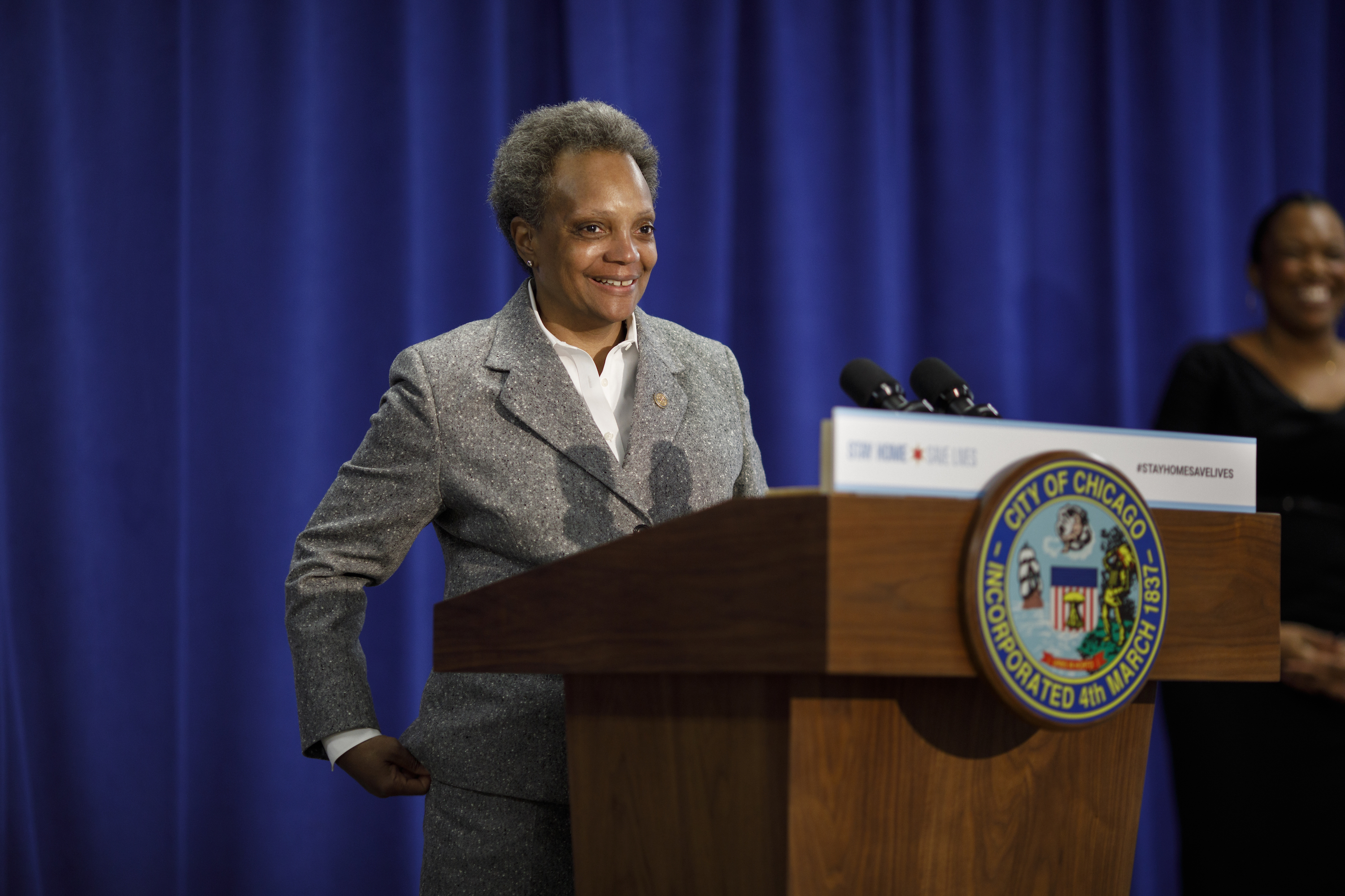 Hilarious memes of Mayor Lori Lightfoot protecting Chicago are exactly