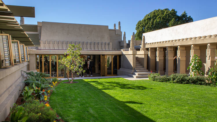 Hollyhock House